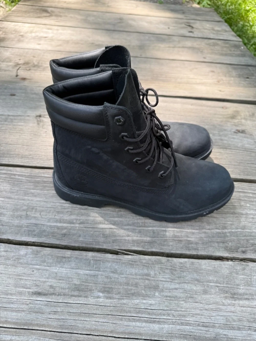 Women’s Timberland Boots Size 9.5, Like-new Condition, Genuine Suede